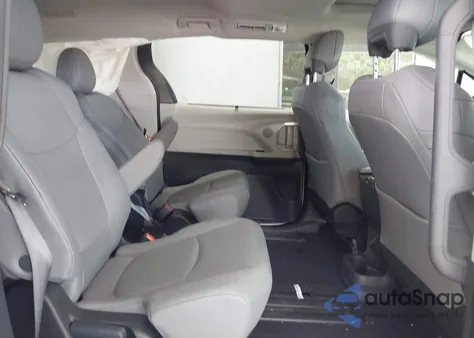 2023 Toyota Sienna Xle из США, поврежденный, VIN 5TDYRKEC9PS176415